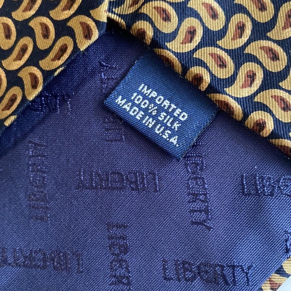 Liberty of London Silk Neck Tie - Picture 5 of 7
